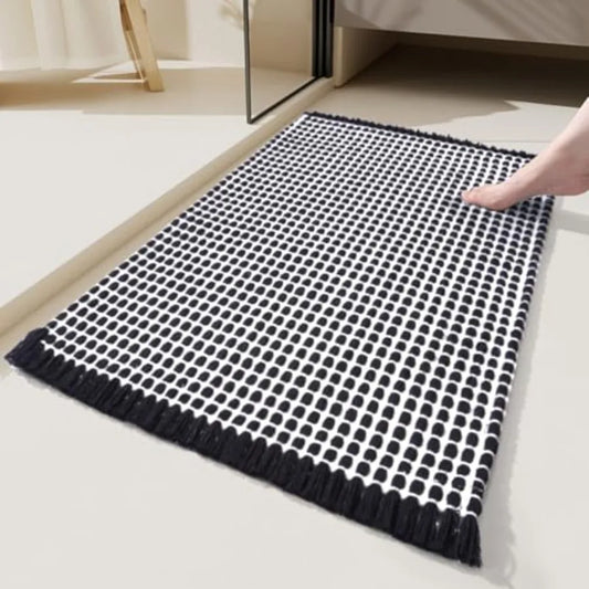 Bathroom Rugs with Tassels Soft Boho Rug Nonslip Bath Mat for Bathroom Mats Water Absorbent Solid Bath Shower Rug Washable Floo