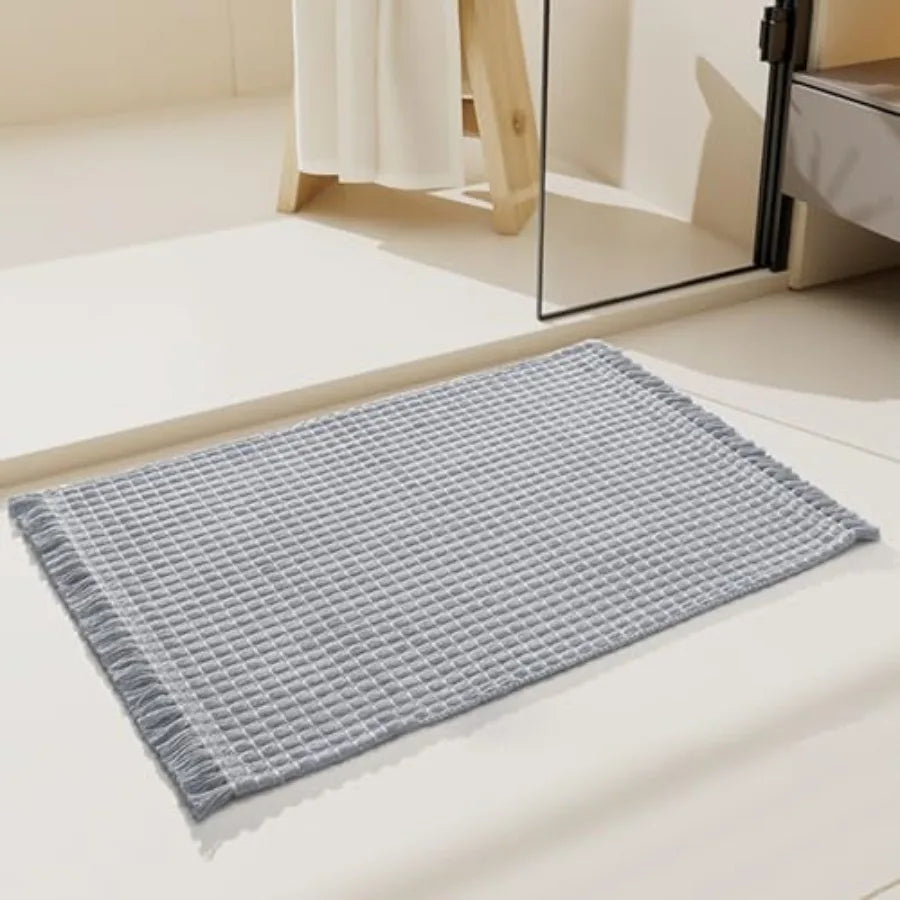 Bathroom Rugs with Tassels Soft Boho Rug Nonslip Bath Mat for Bathroom Mats Water Absorbent Solid Bath Shower Rug Washable Floo